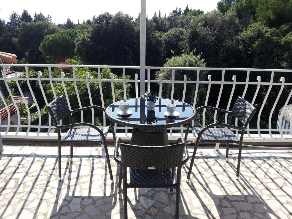 Apartment In With Terrace, Air Condition, Wifi, Washing Machine Rovinj